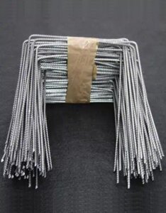 agrafes-paillage-metal-U