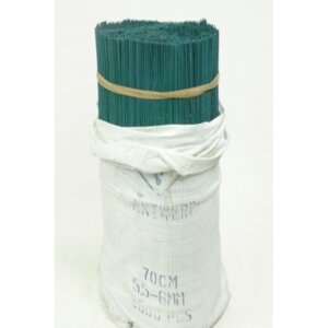 Tuteurs baguettes pointues vertes